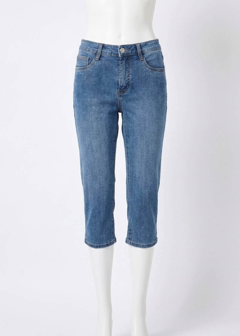 NEW FDJ basic suzanne capri pants in medium wash